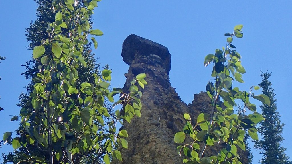 A Capstone protects the column from erosion